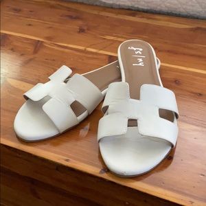White Leather H Sandals 10